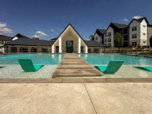 Istana-at-wurzbach-pool-galaxy-builders